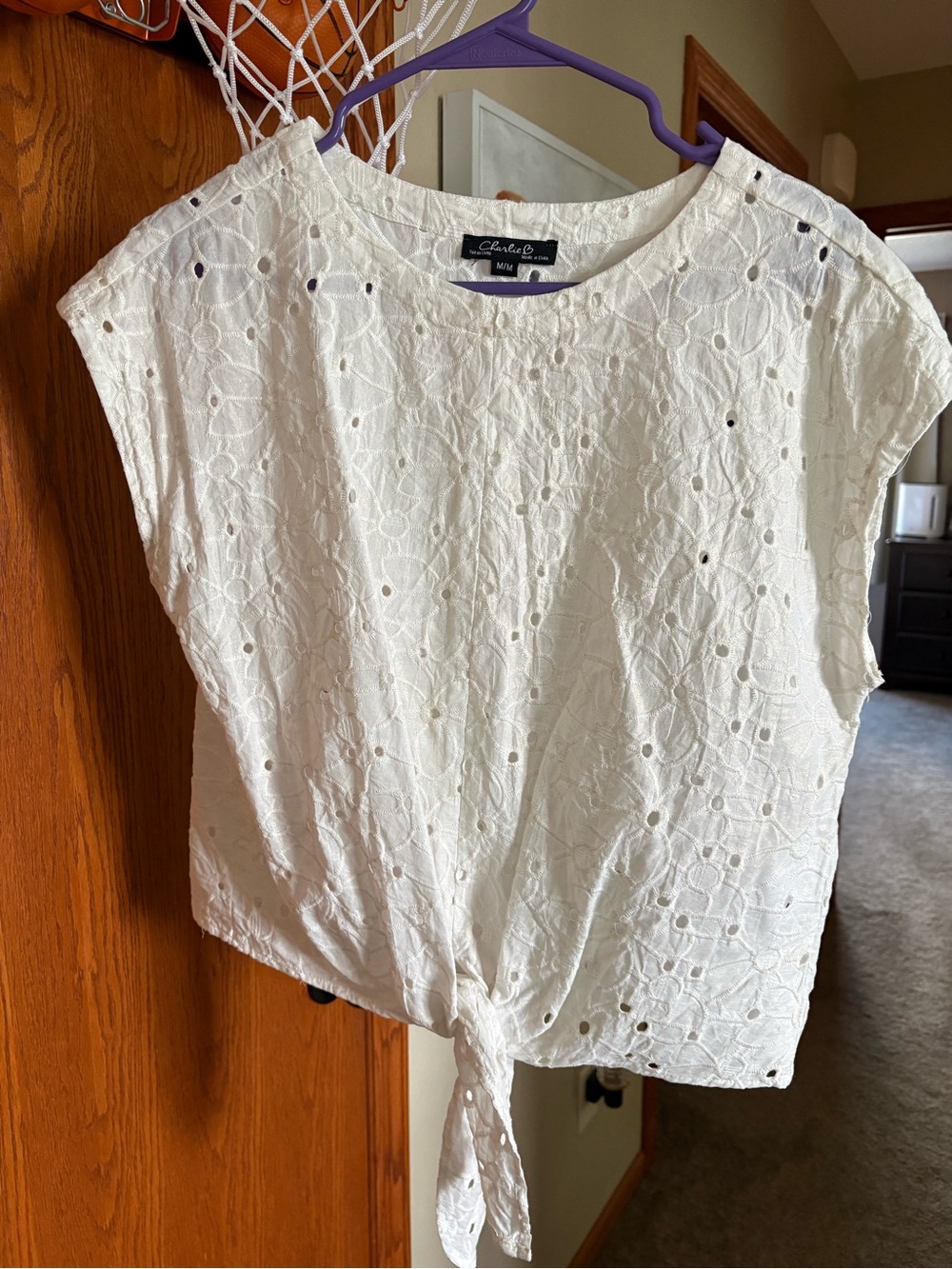 CHARLIE B White Eyelet Tie-Front Cap Sleeve Blouse